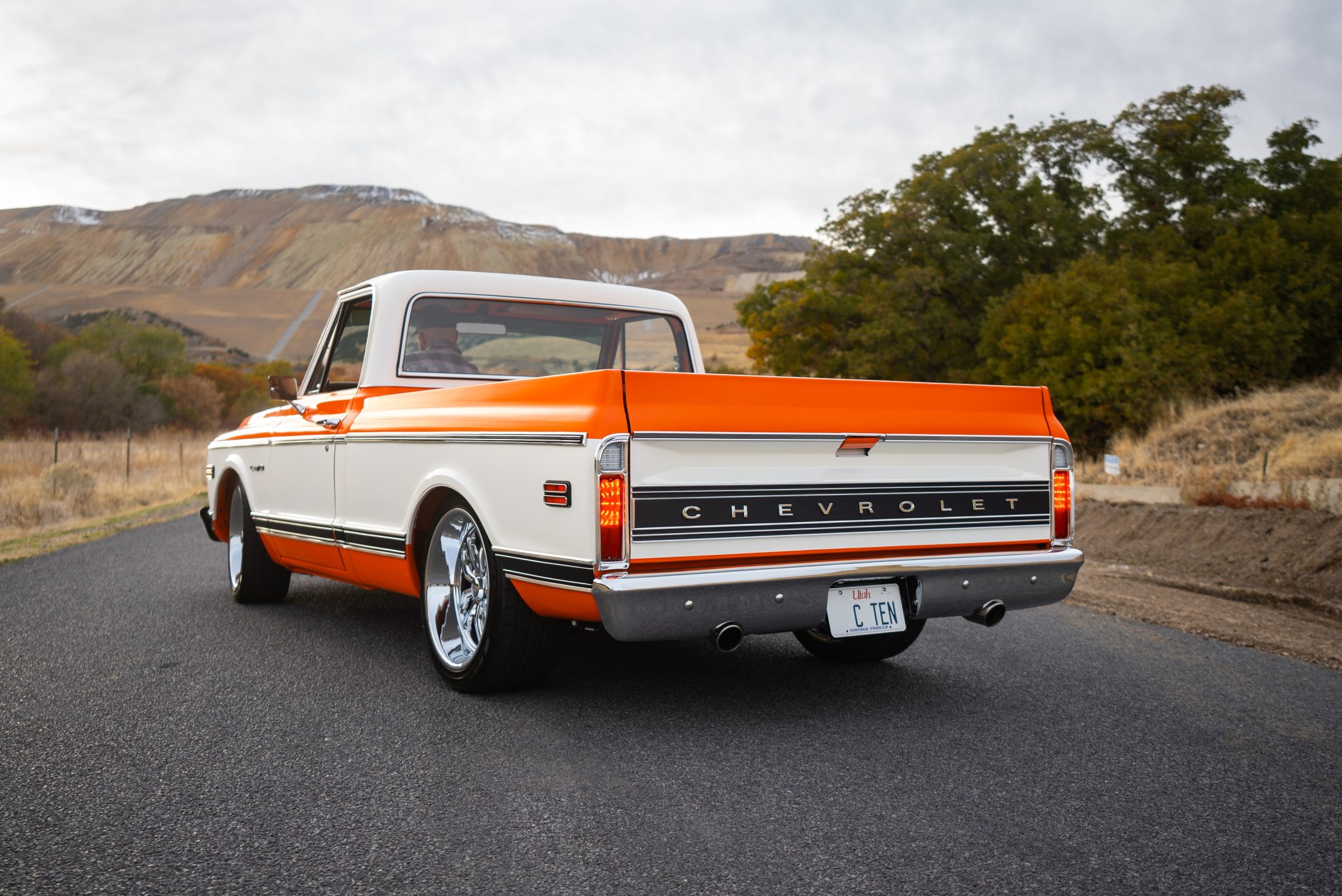 Chevrolet C10 Pickup L56